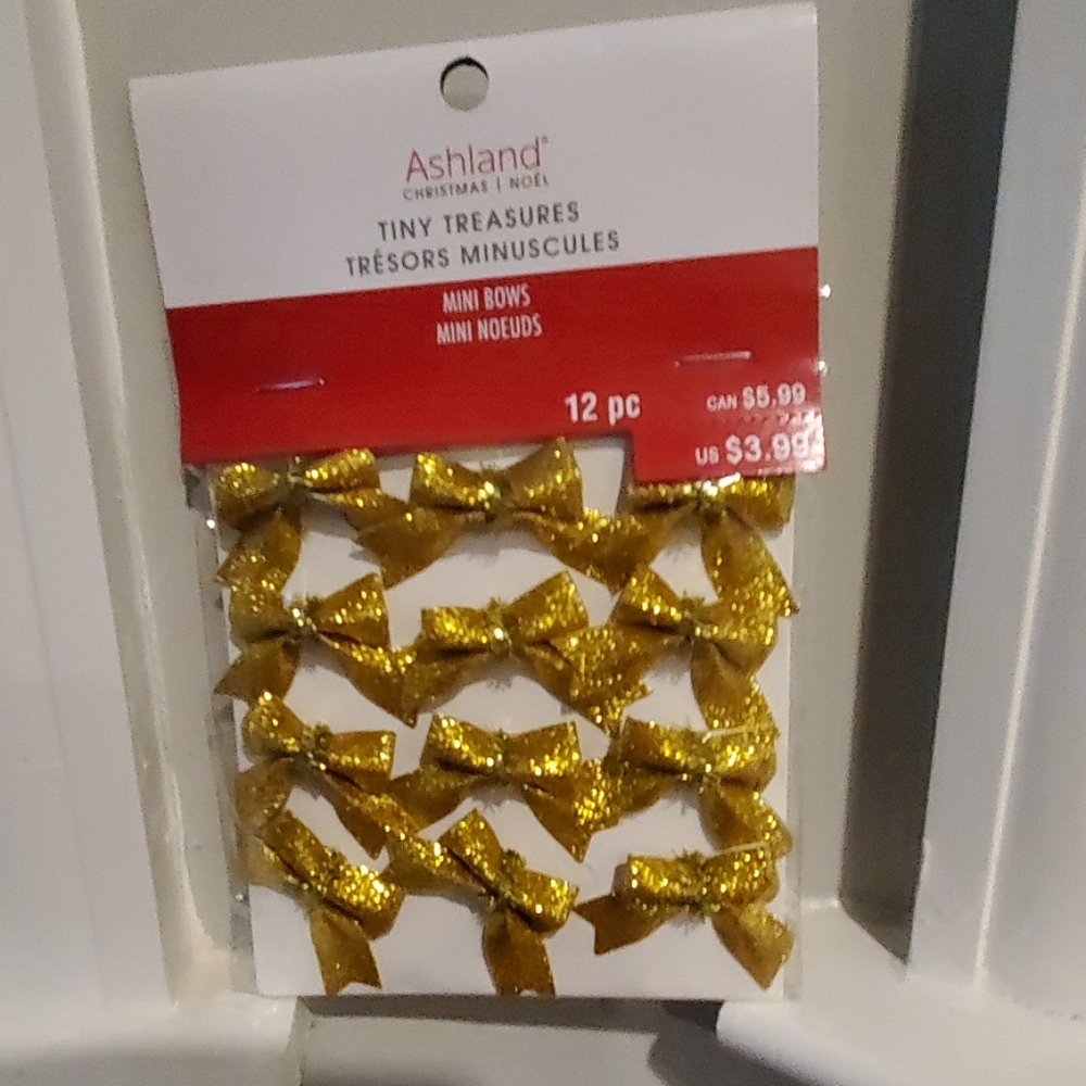 NWT  TINY TREASURES MINI BOWS